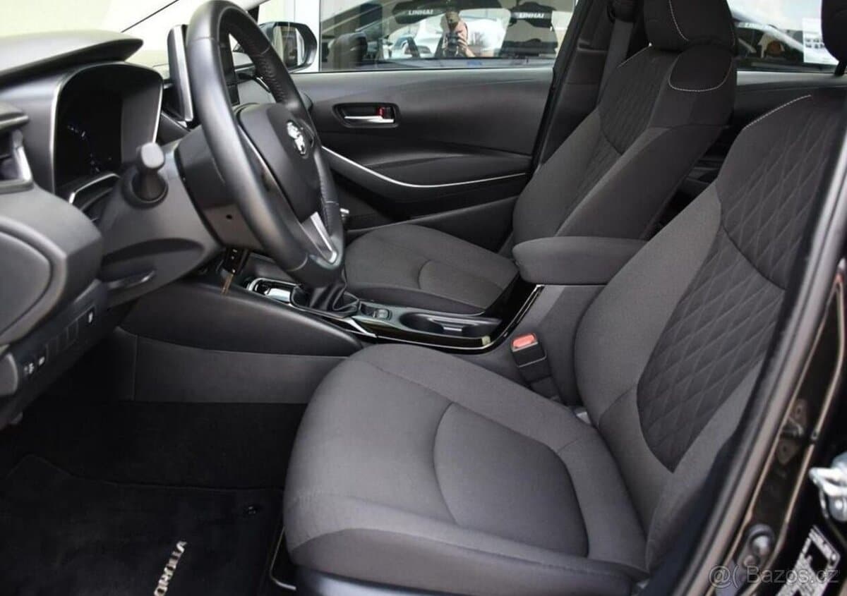 2023 Toyota COROLLA - 13