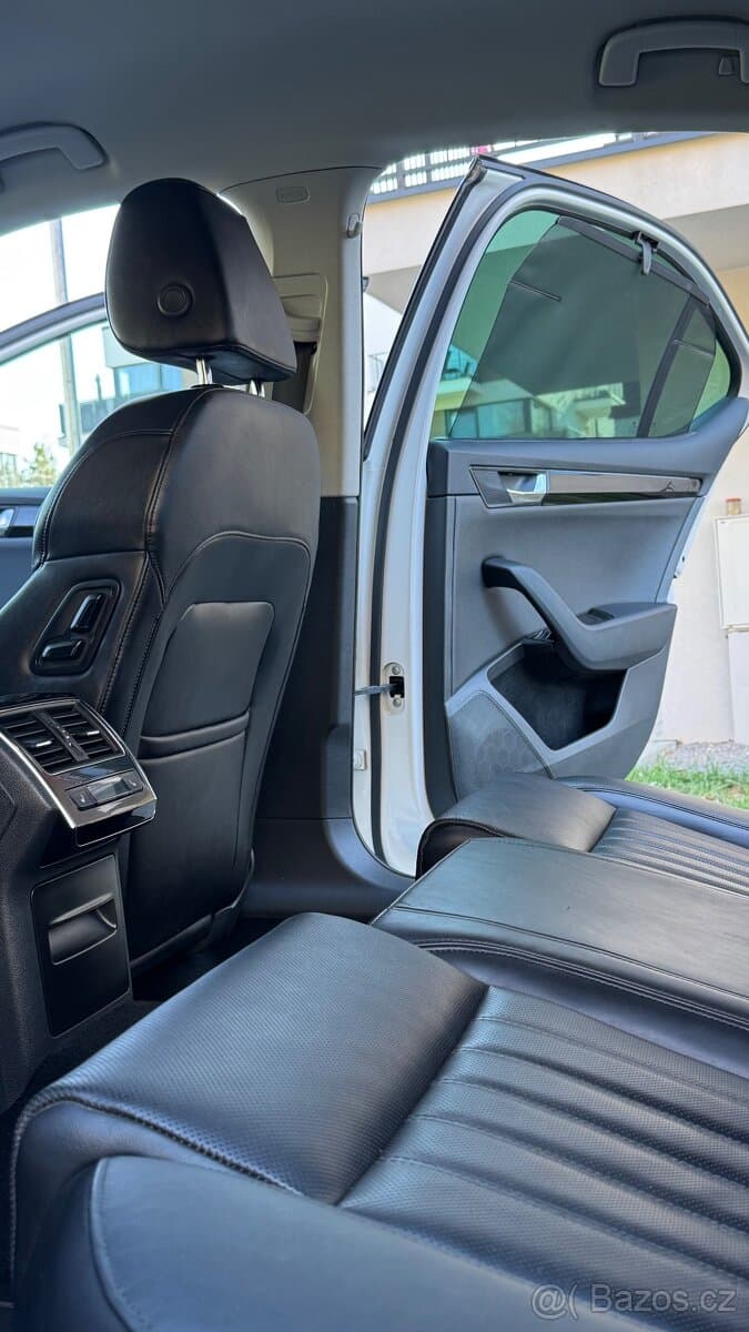 2017 Škoda SUPERB - 13