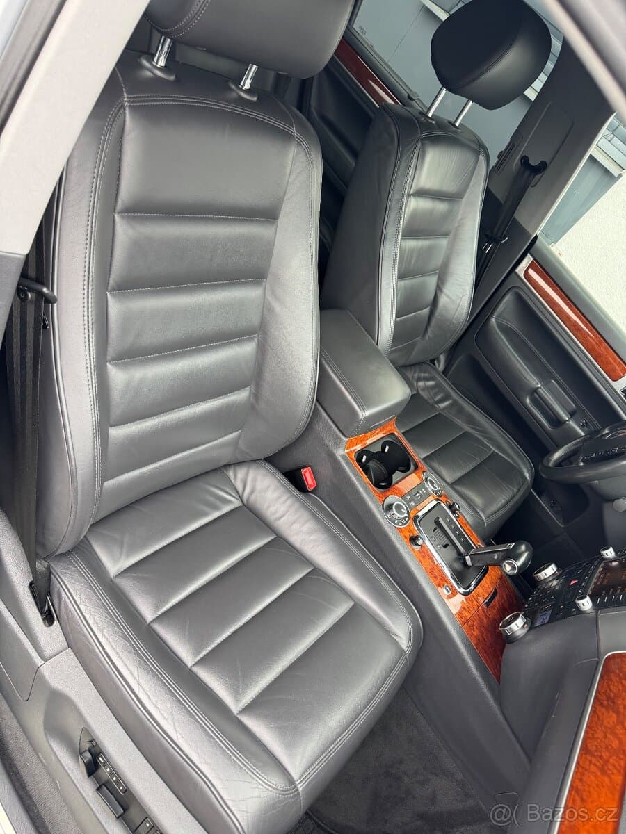 2006 Volkswagen TOUAREG - 13