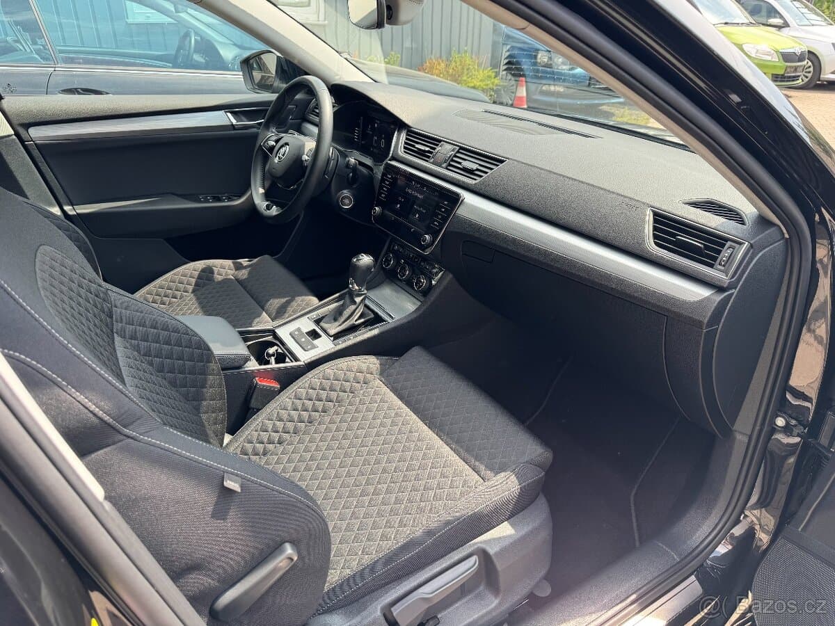 2023 Škoda SUPERB - 13