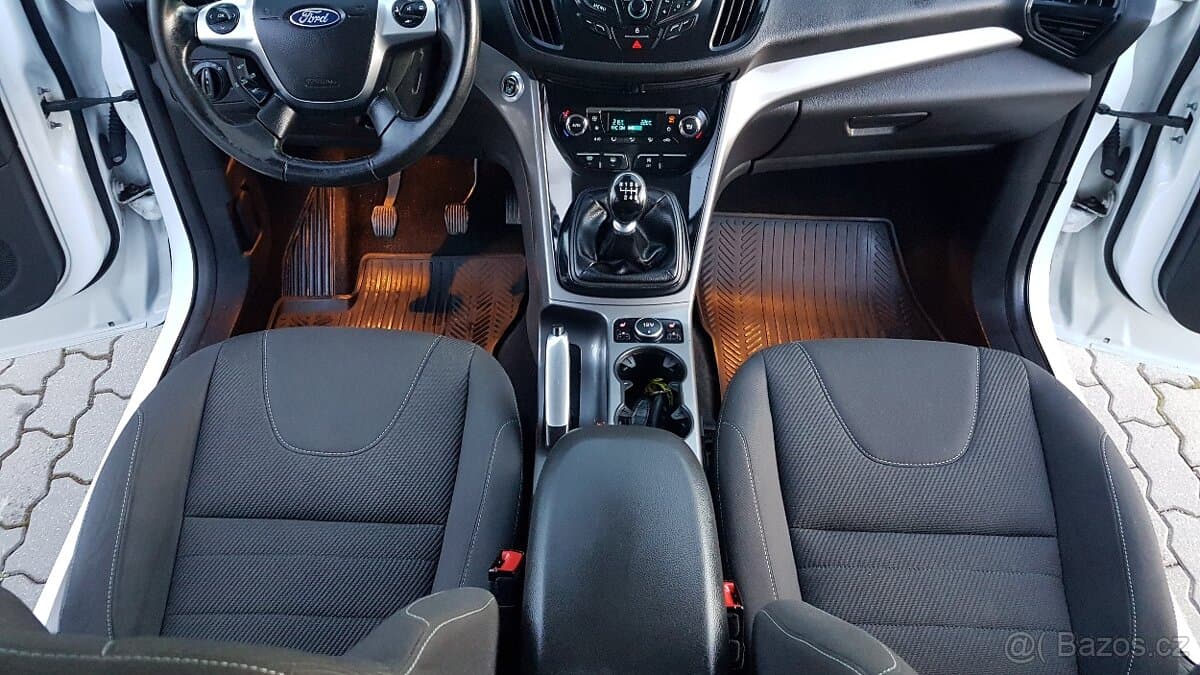 2016 Ford KUGA - 13