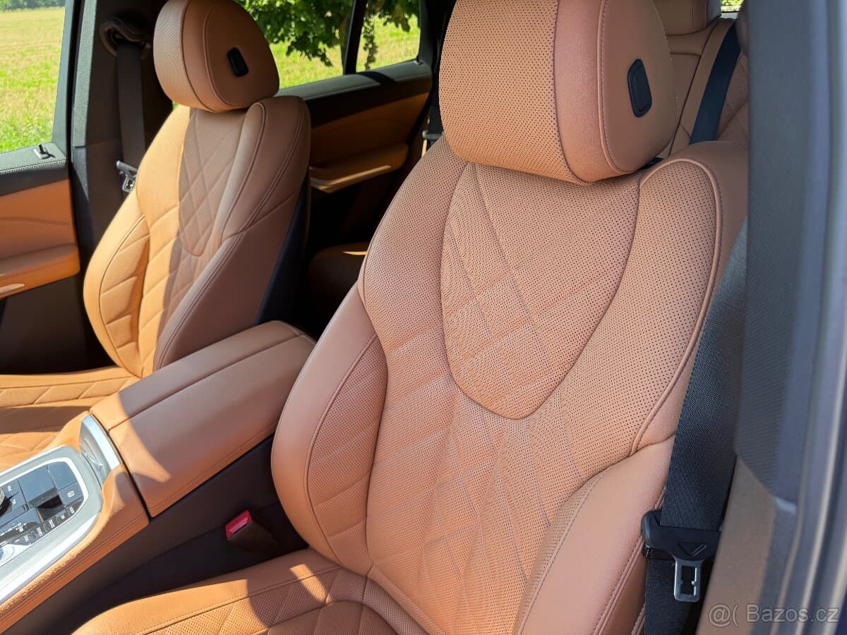 2023 BMW X5 - 13