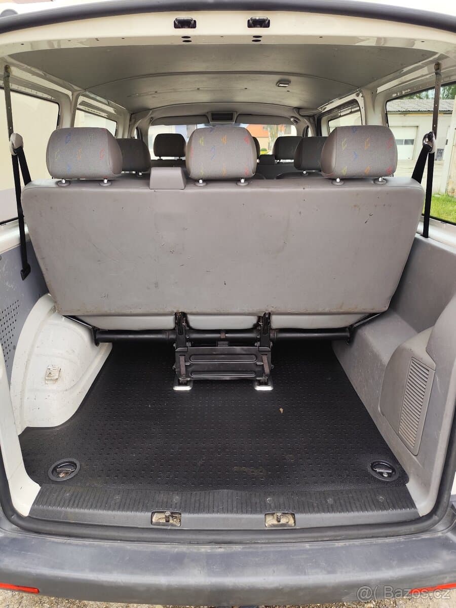 2006 Volkswagen TRANSPORTER - 13
