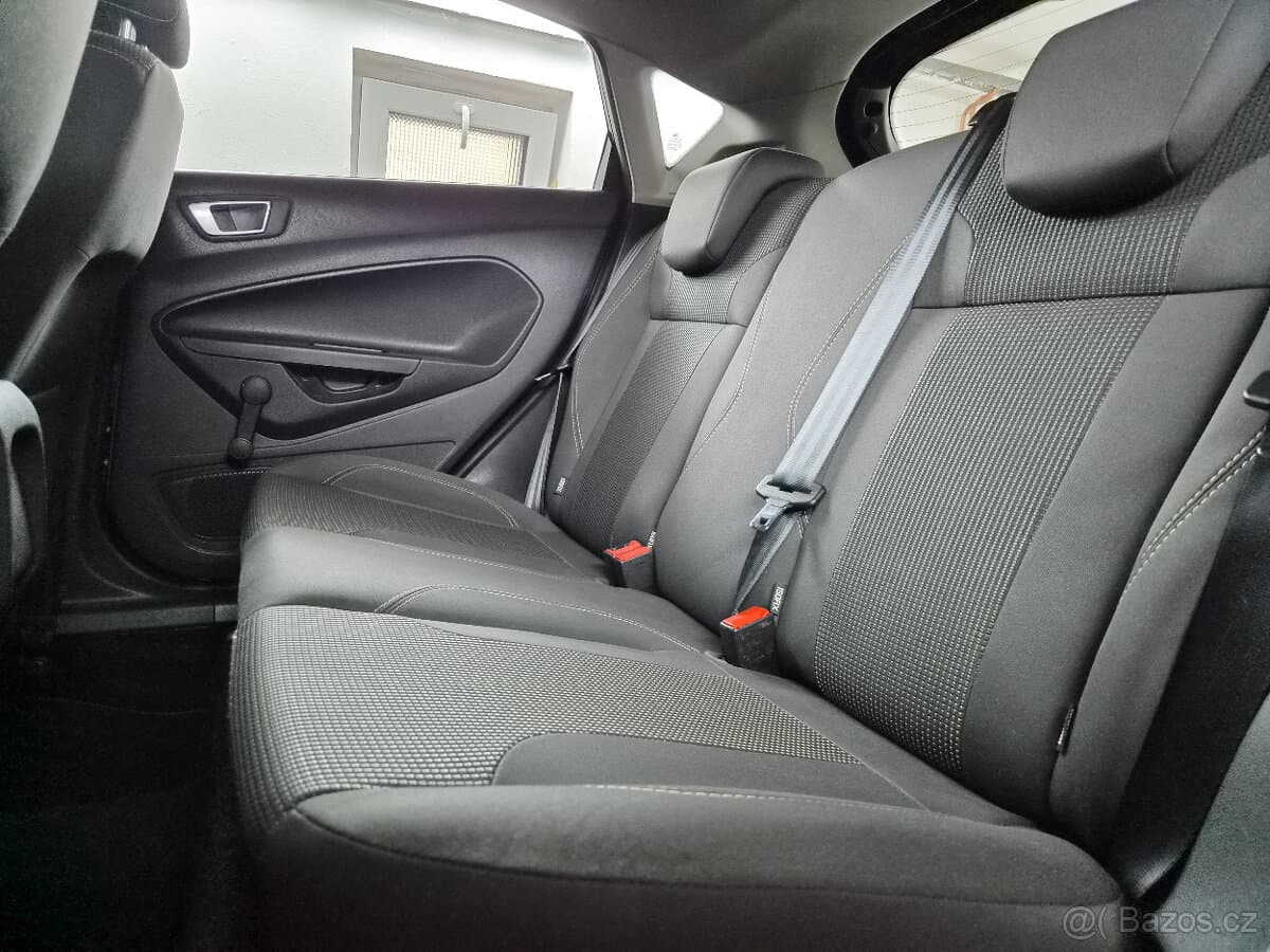 2017 Ford FIESTA - 13