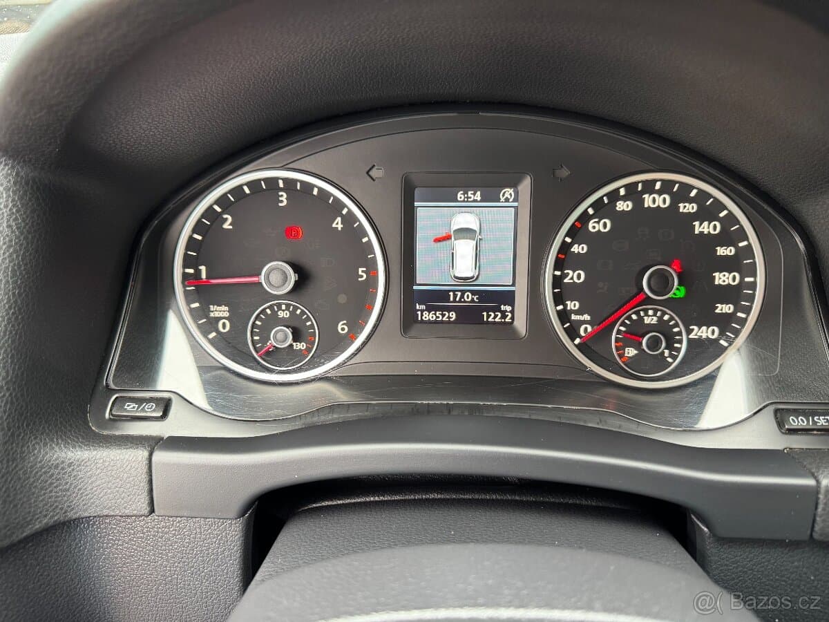 2013 Volkswagen TIGUAN - 13
