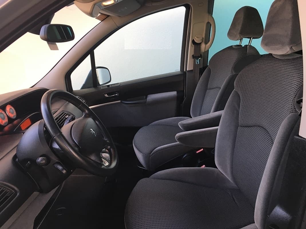 2009 Peugeot 807 - 13