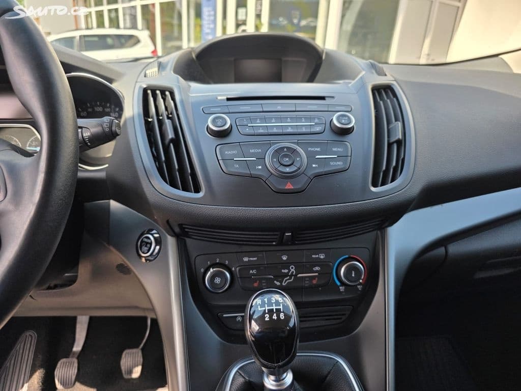 2019 Ford KUGA - 13