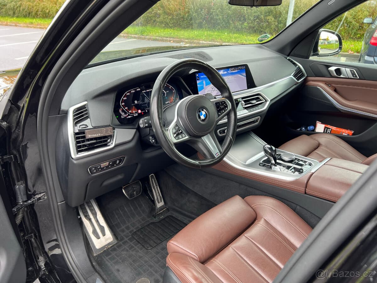 2019 BMW X5 - 13