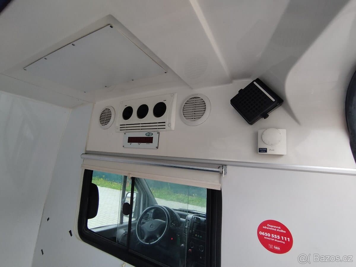2009 Mercedes-Benz SPRINTER - 13