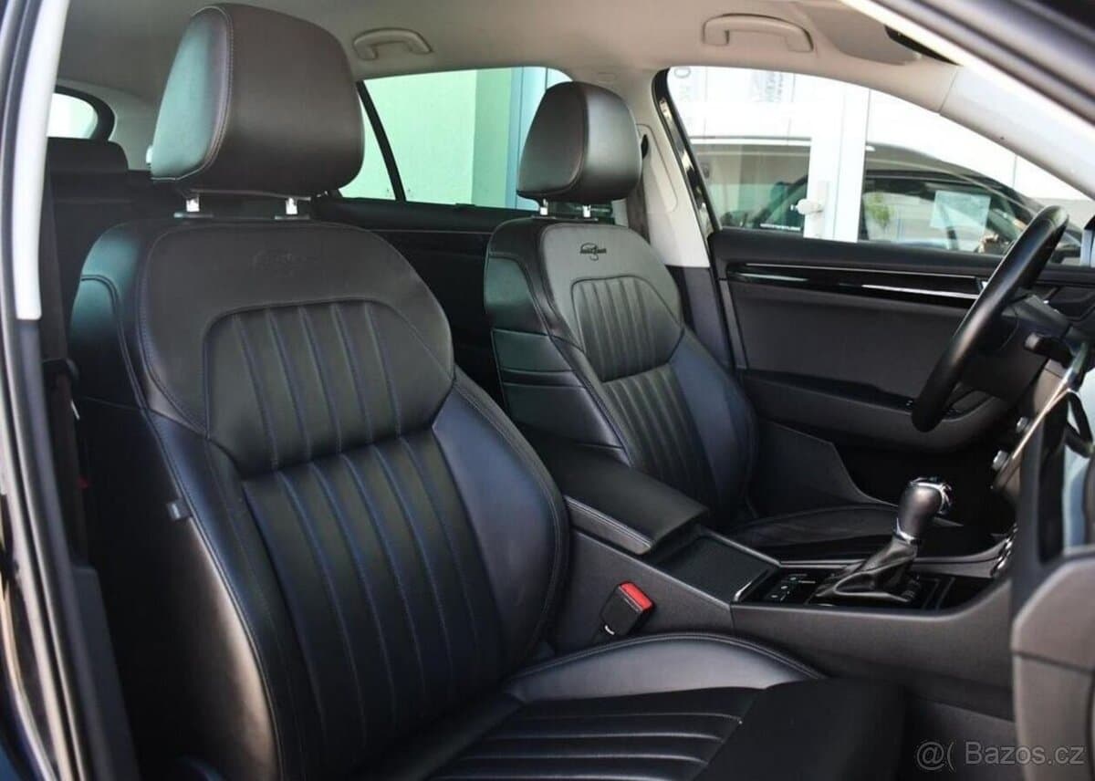 2018 Škoda SUPERB - 13