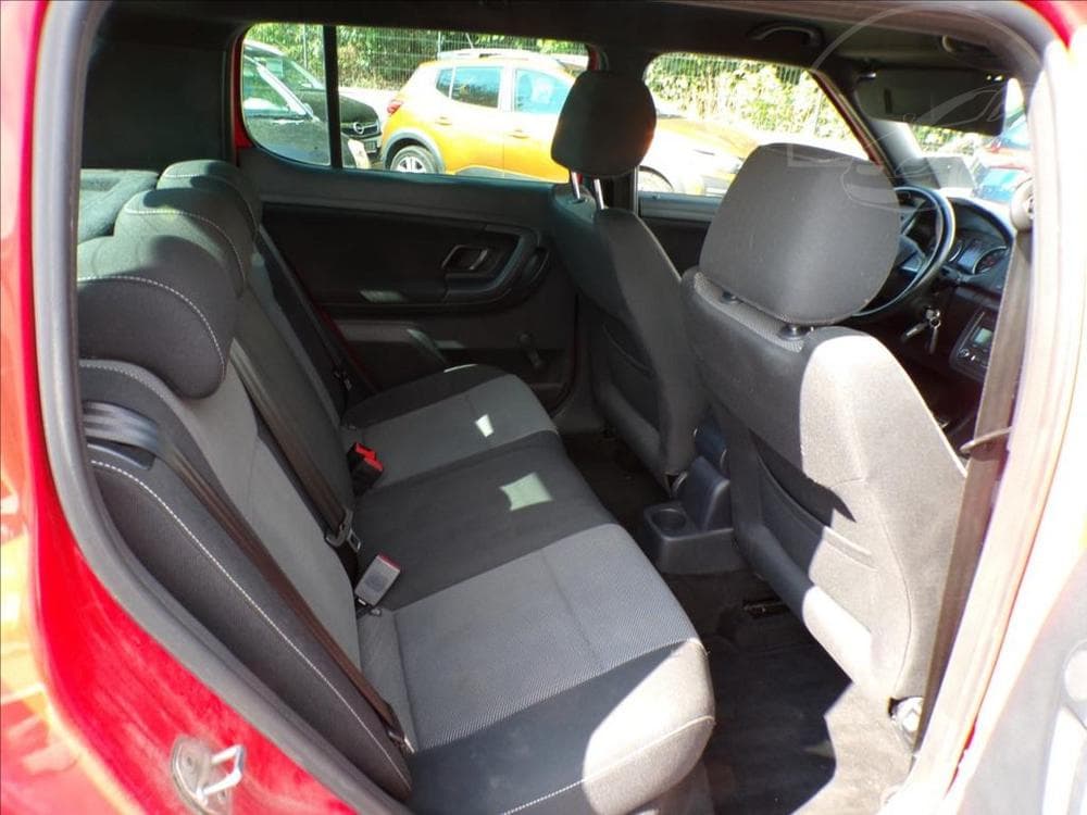 2014 Škoda FABIA - 13