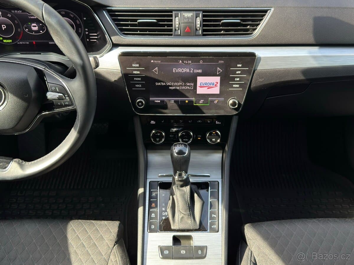2020 Škoda SUPERB - 13