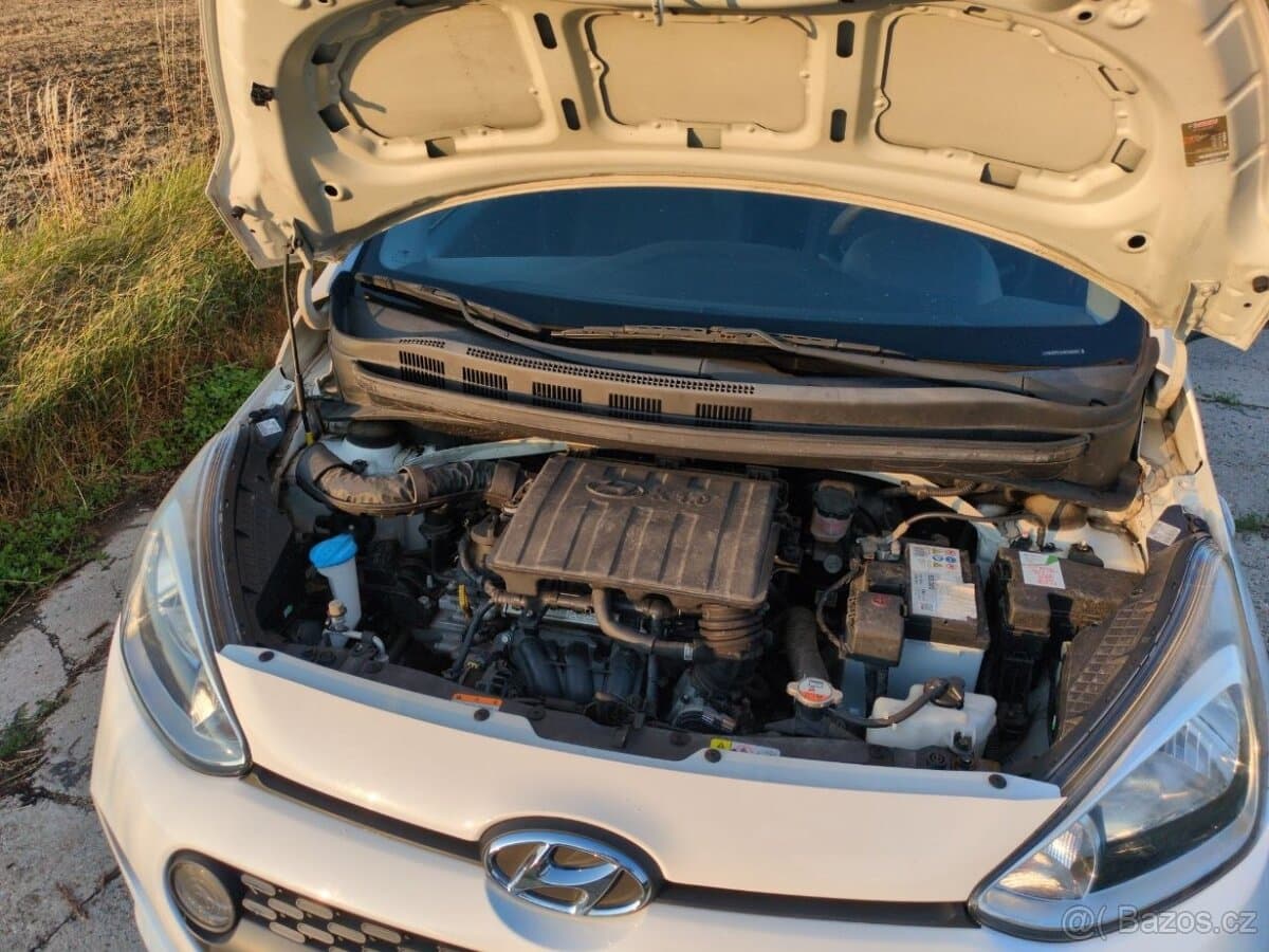2017 Hyundai i10 - 13