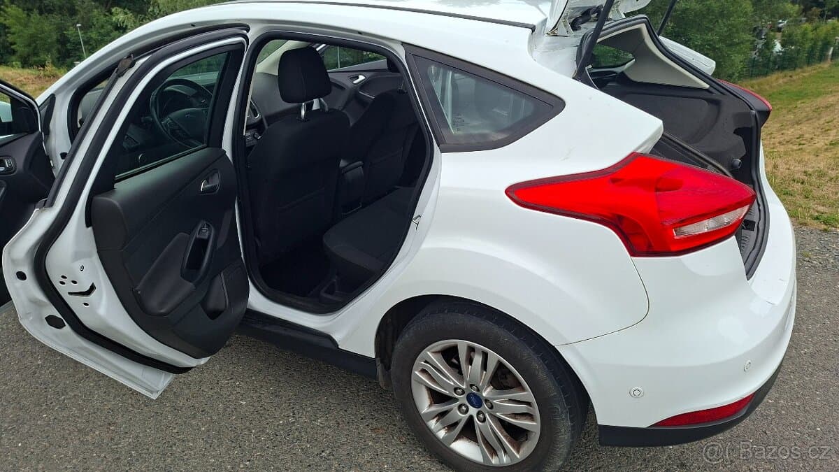 2018 Ford FOCUS - 13