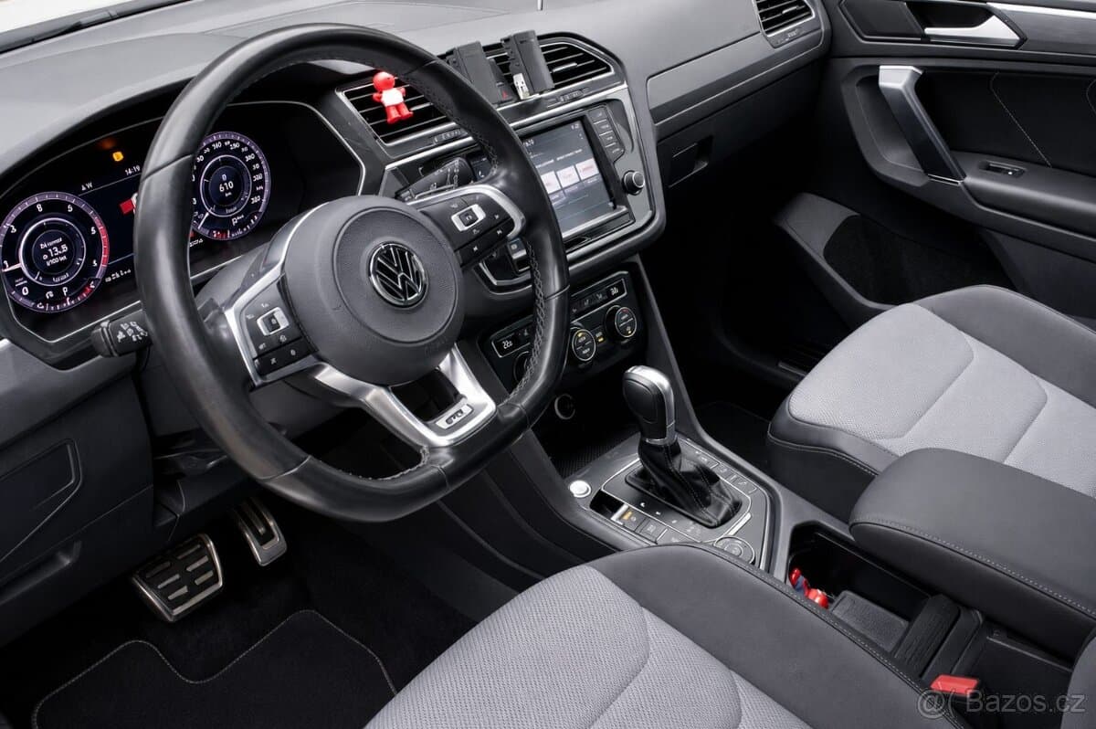 2017 Volkswagen TIGUAN - 13