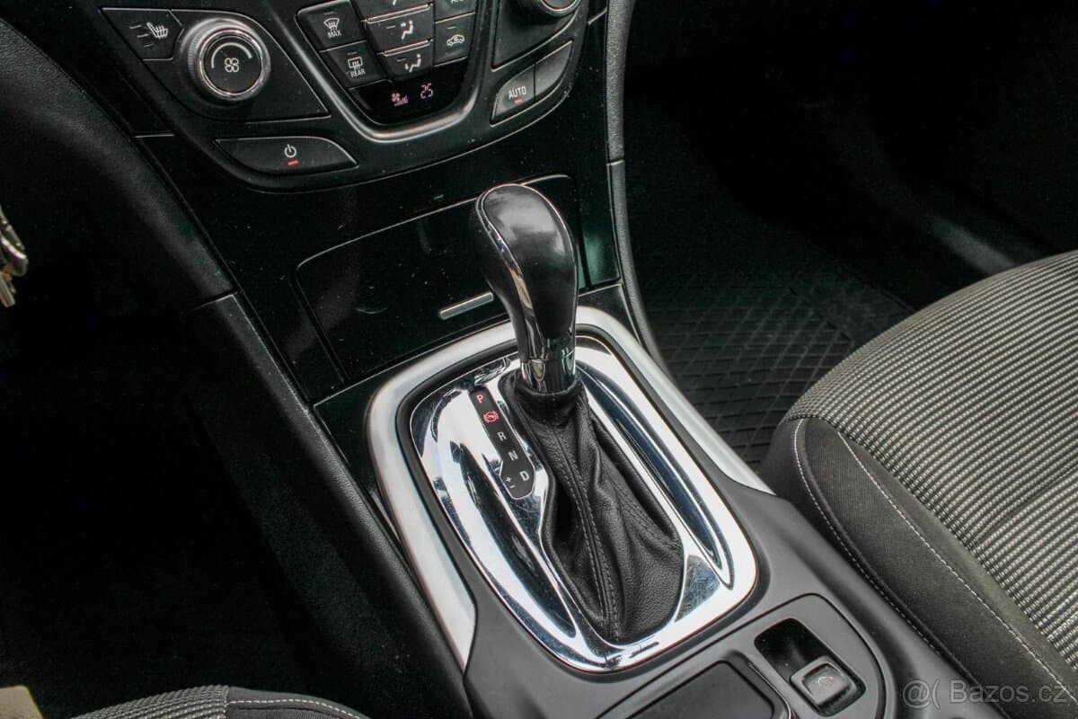 2014 Opel INSIGNIA - 13