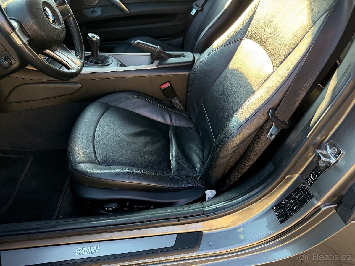 2003 BMW Z4 - 13