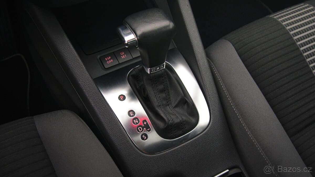 2008 Volkswagen GOLF - 13