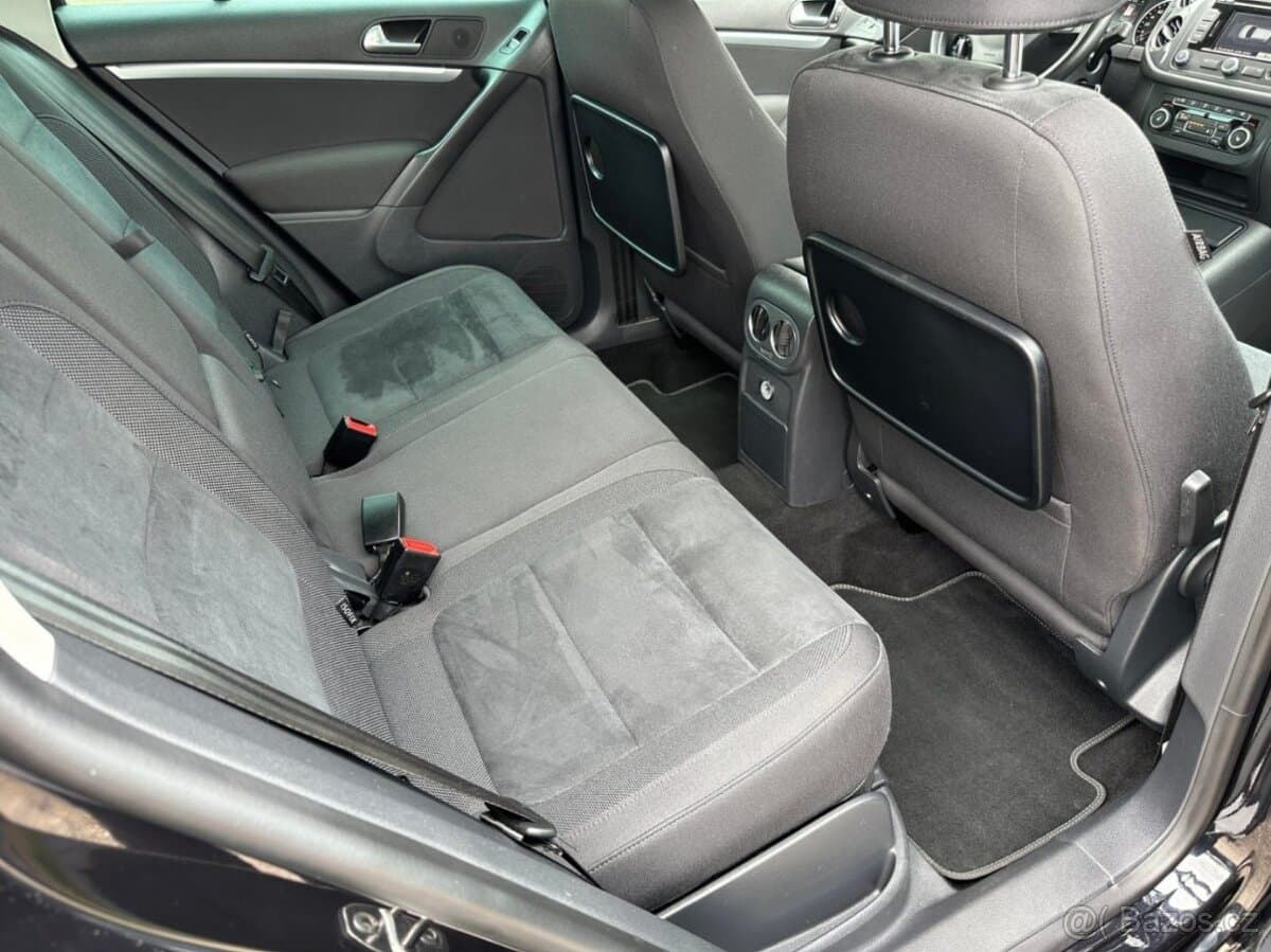 2015 Volkswagen TIGUAN - 13