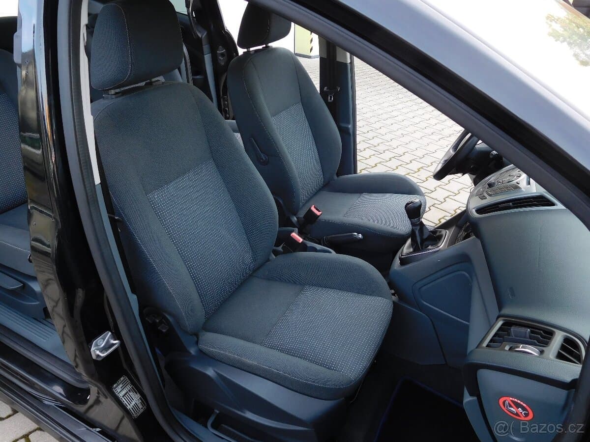 2011 Ford C-MAX - 13