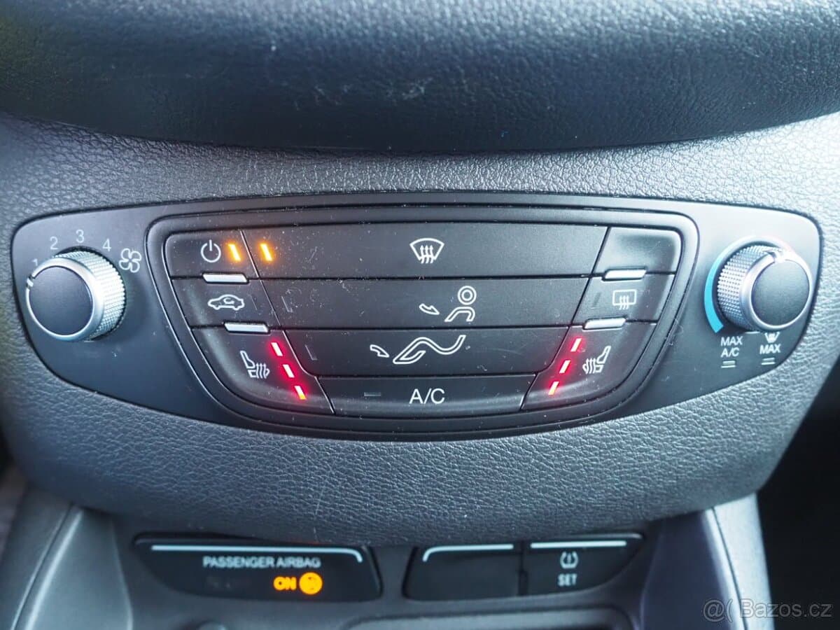 2015 Ford TOURNEO - 13