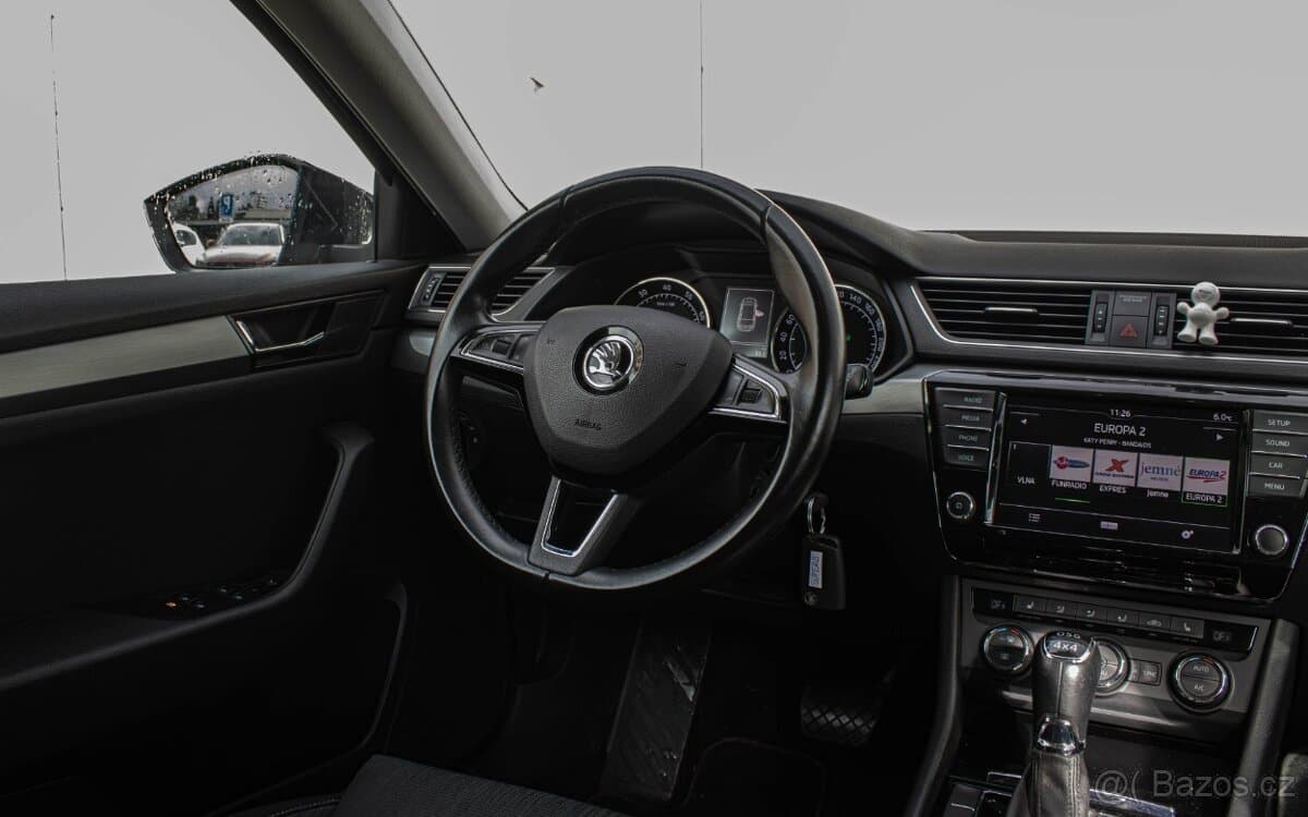 2016 Škoda SUPERB - 13
