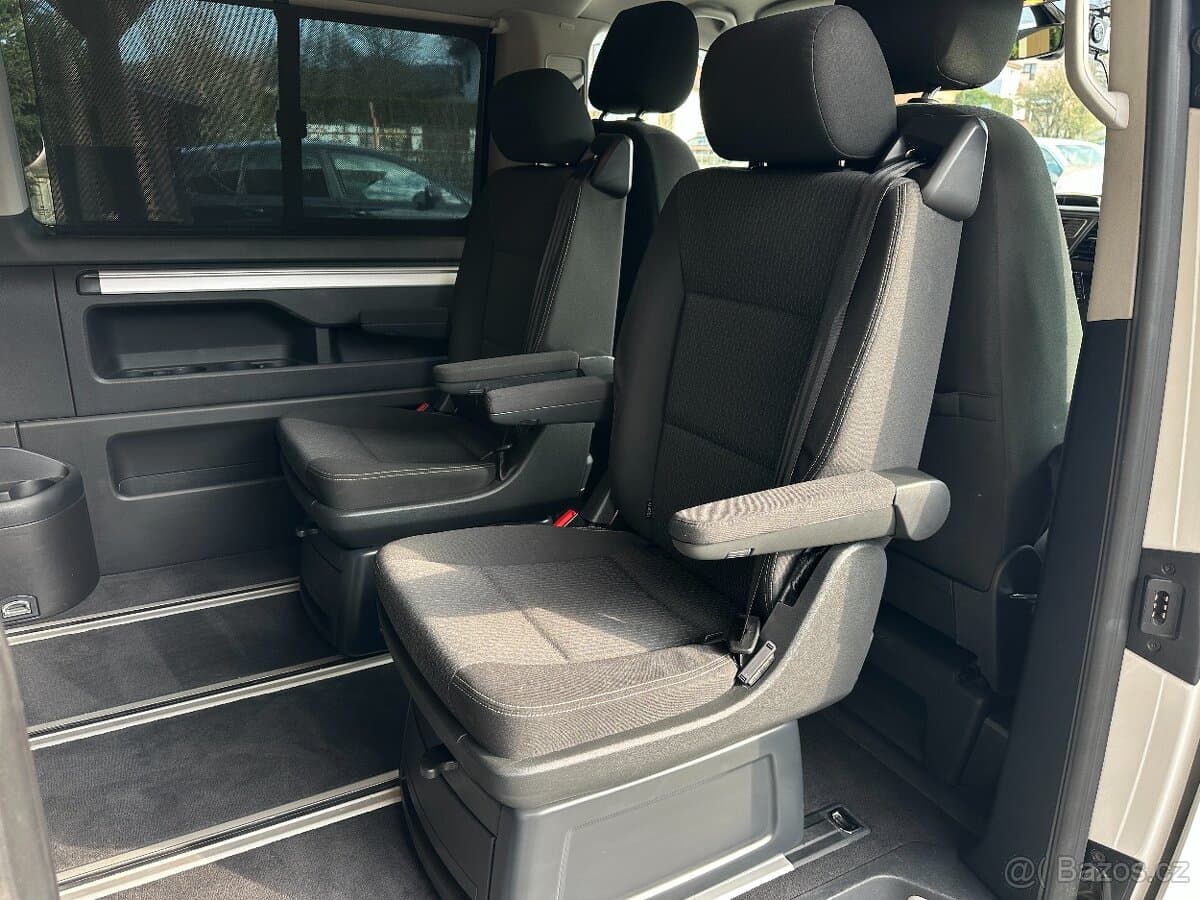 2016 Volkswagen MULTIVAN - 13