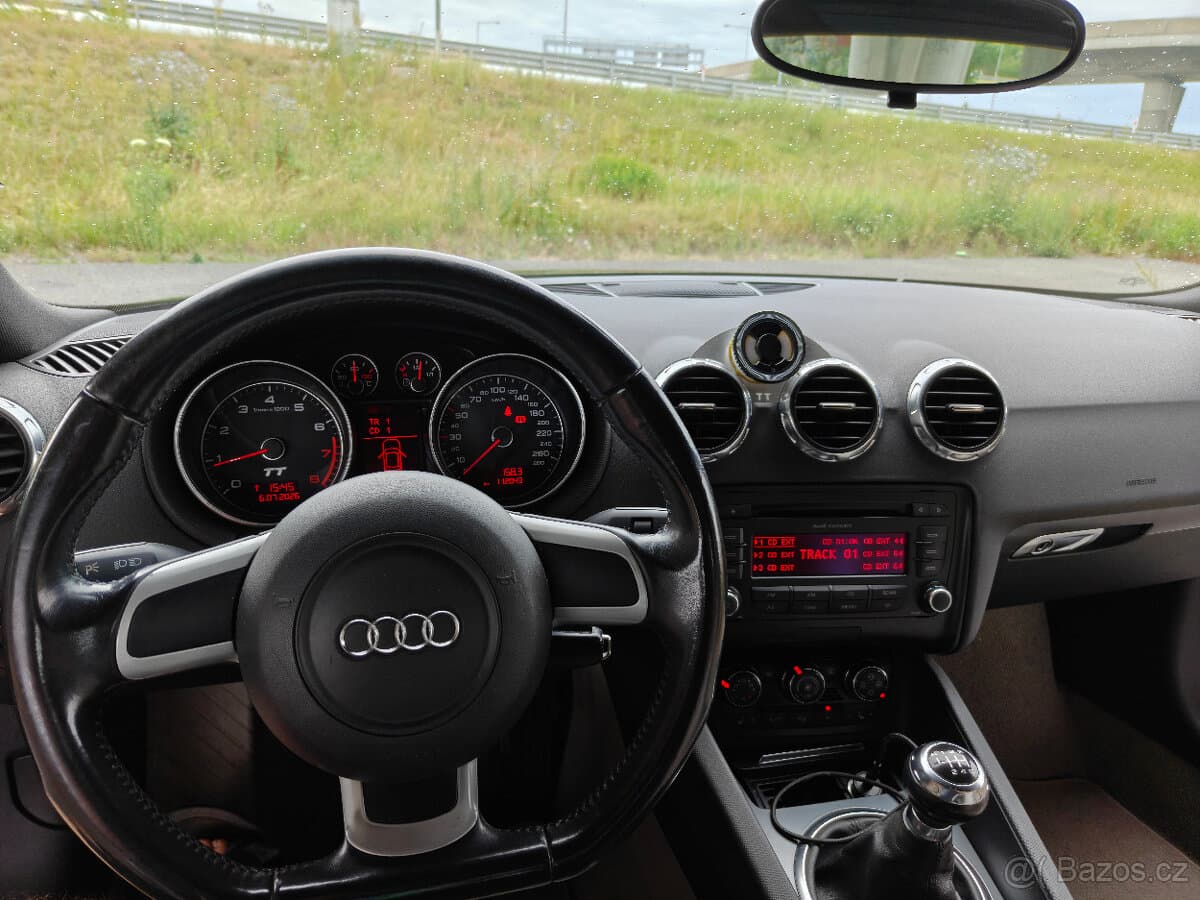 2006 Audi TT - 13