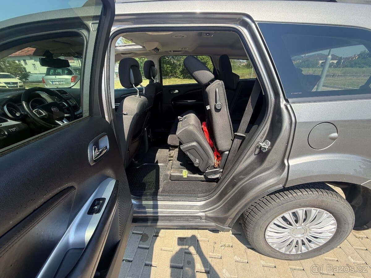 2011 Fiat FREEMONT - 13