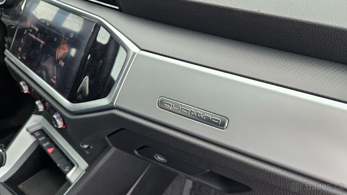 2020 Audi Q3 - 13