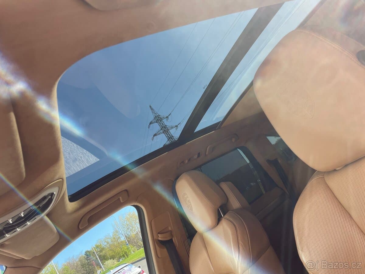 2012 Porsche CAYENNE - 13