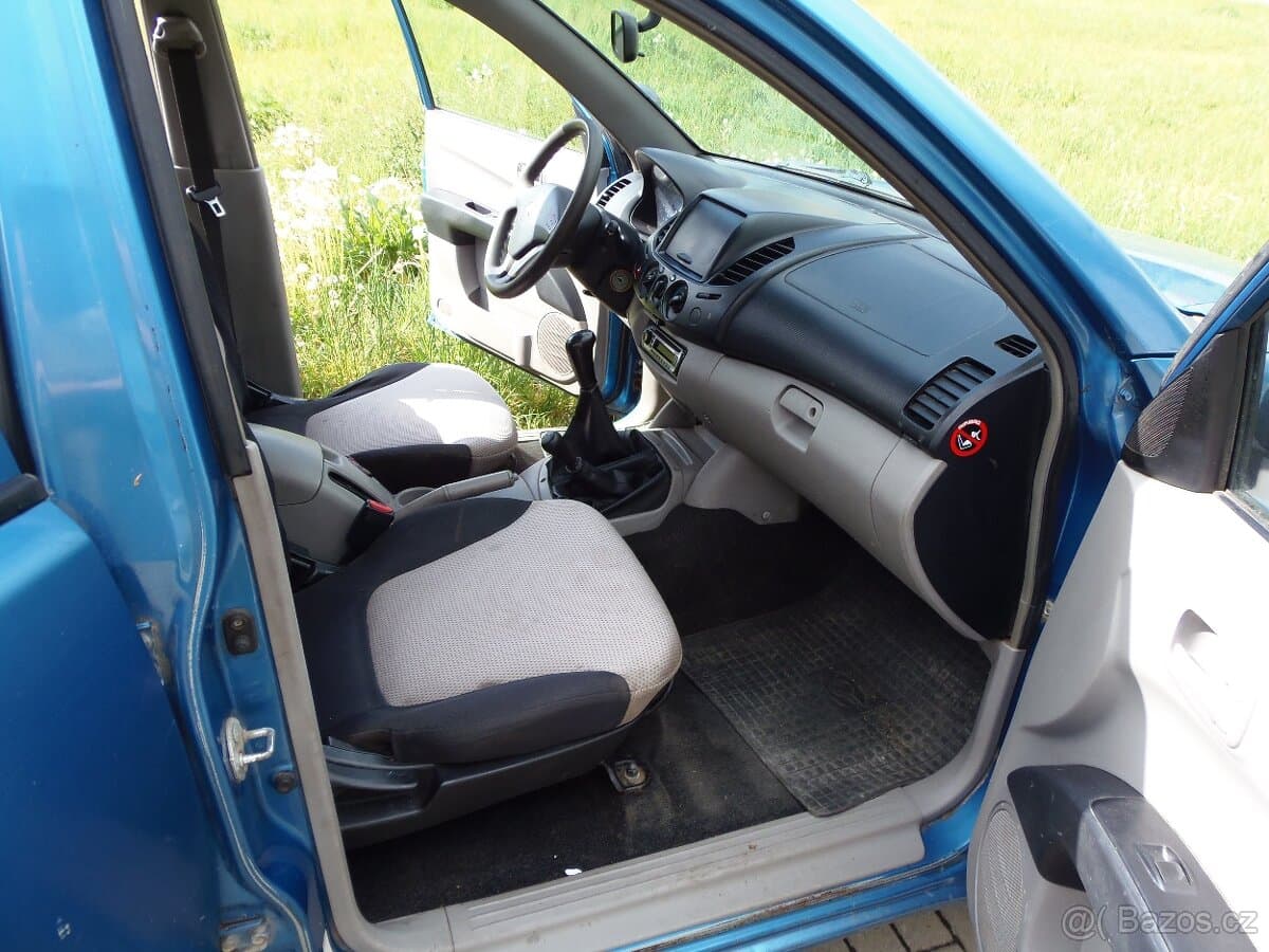 2007 Mitsubishi L200 - 13