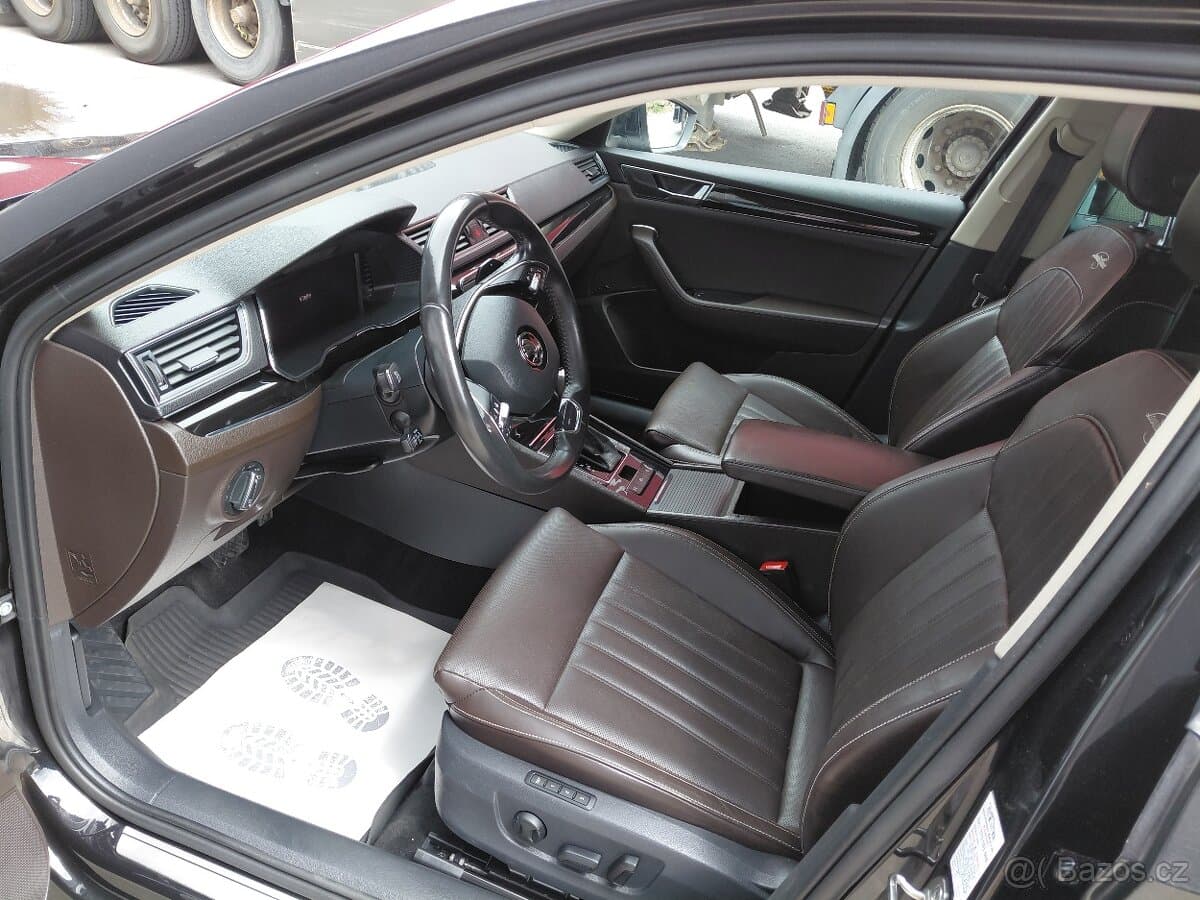 2021 Škoda SUPERB - 13