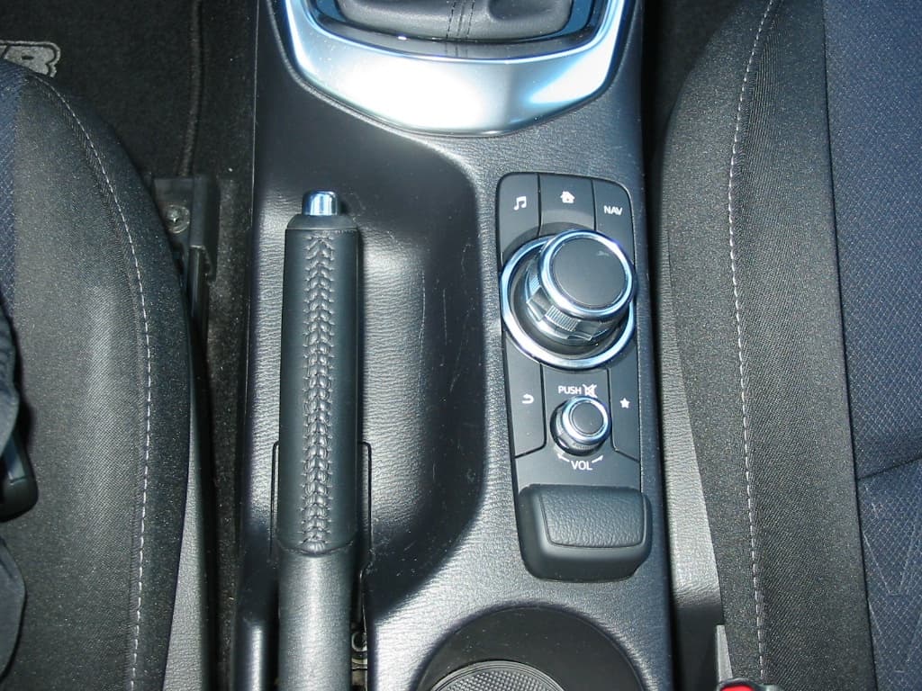 2017 Mazda 2 - 13
