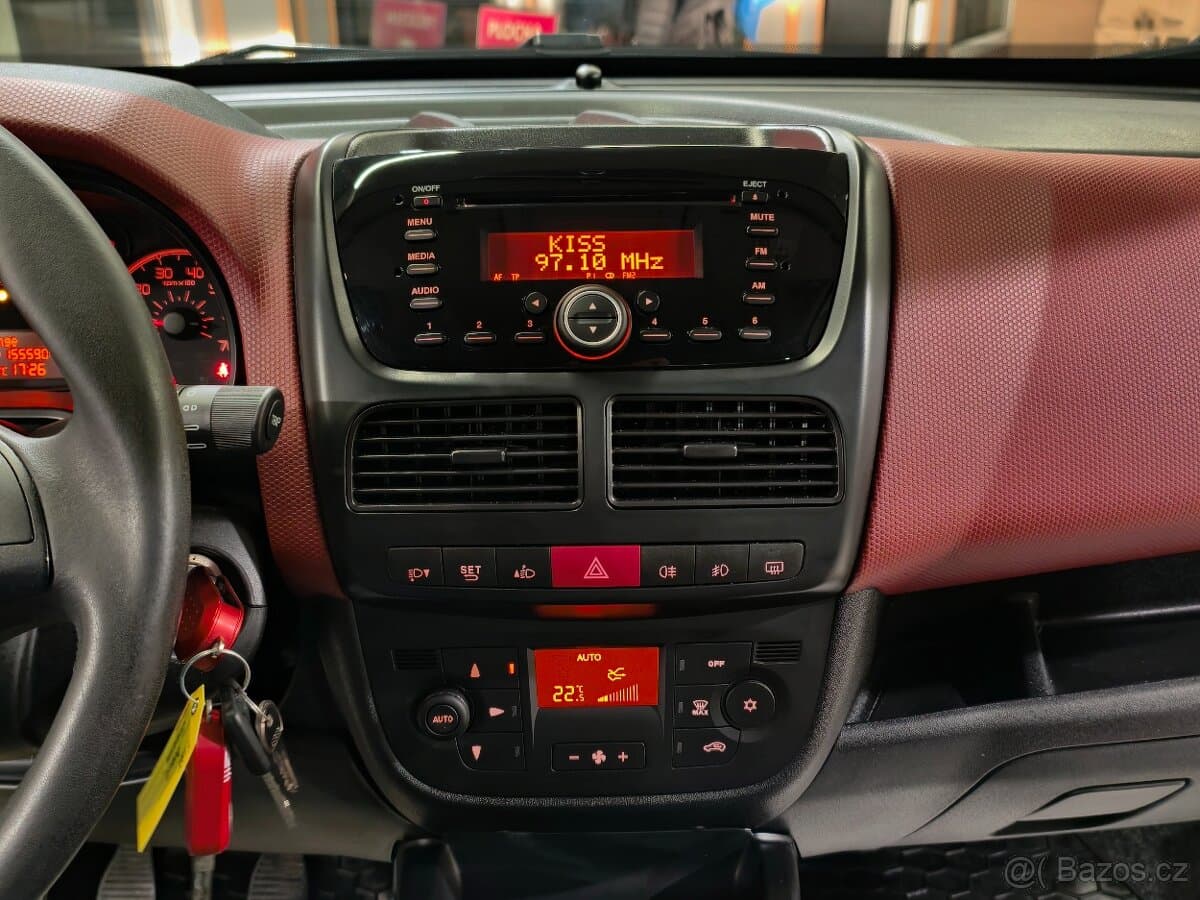 2015 Fiat DOBLO - 13