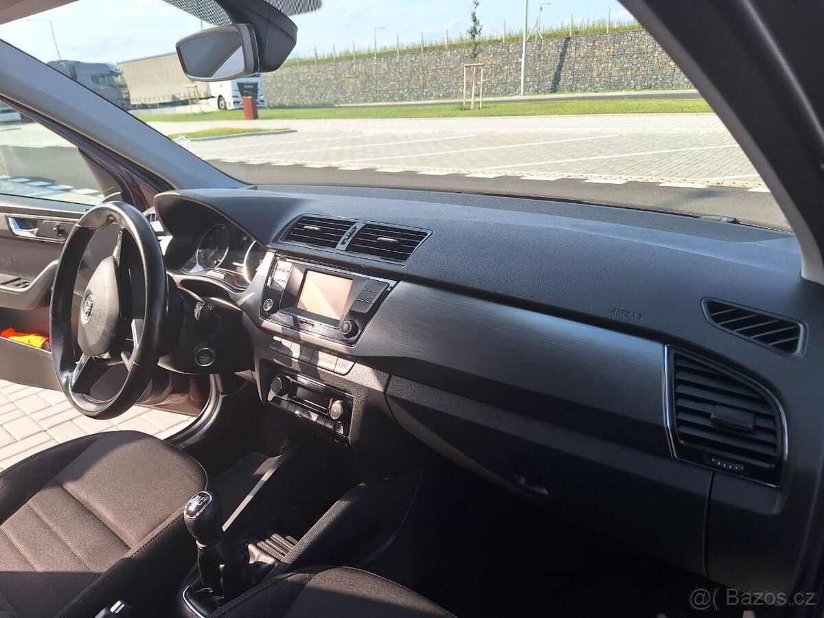 2016 Škoda FABIA - 13