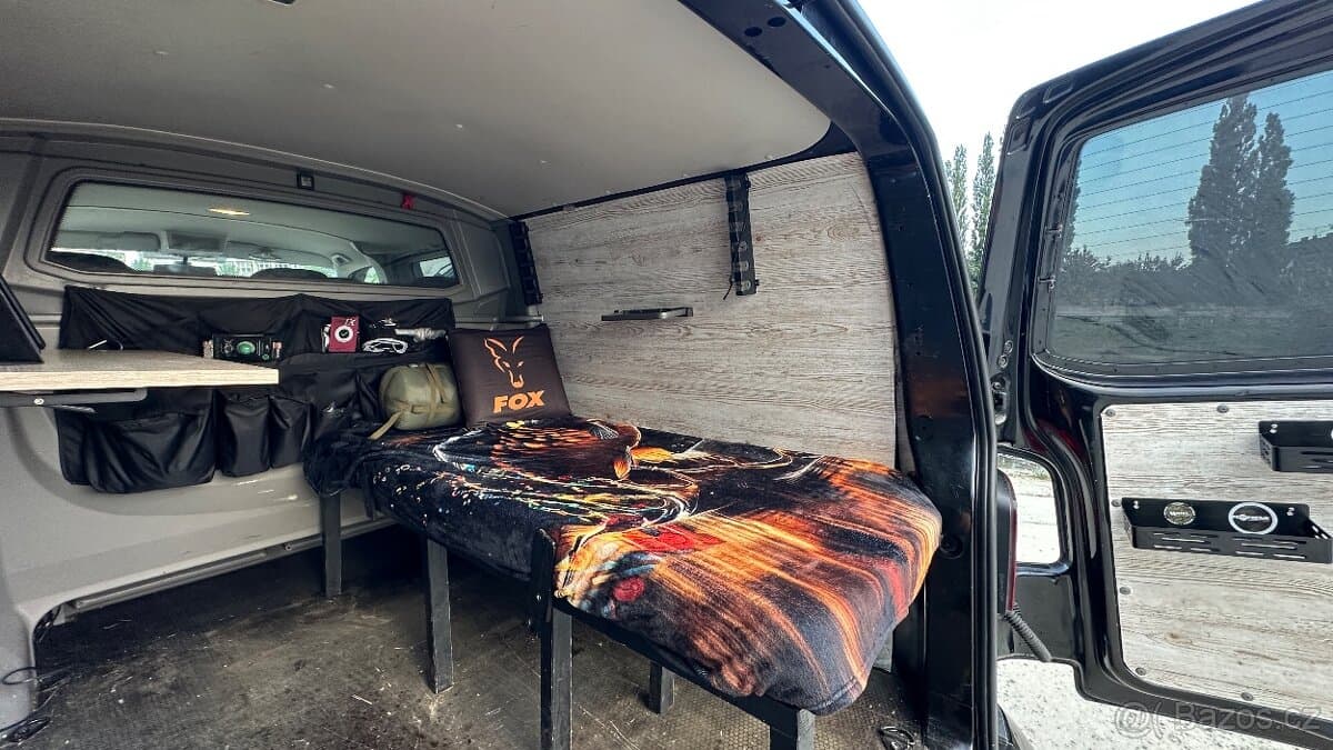 2011 Volkswagen TRANSPORTER - 13