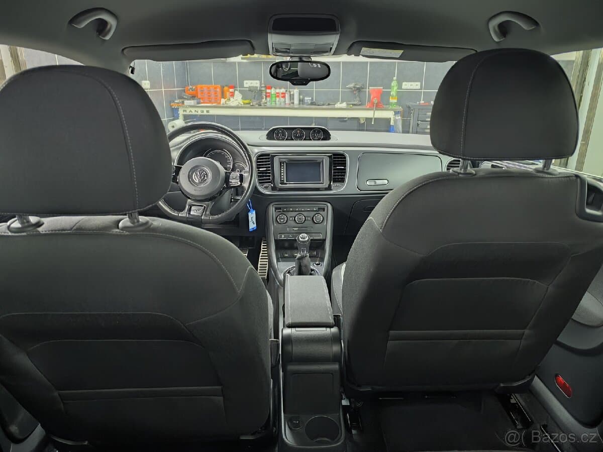 2016 Volkswagen BEETLE - 13