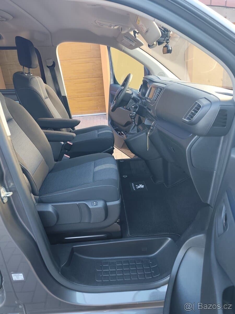 2019 Peugeot TRAVELLER - 13