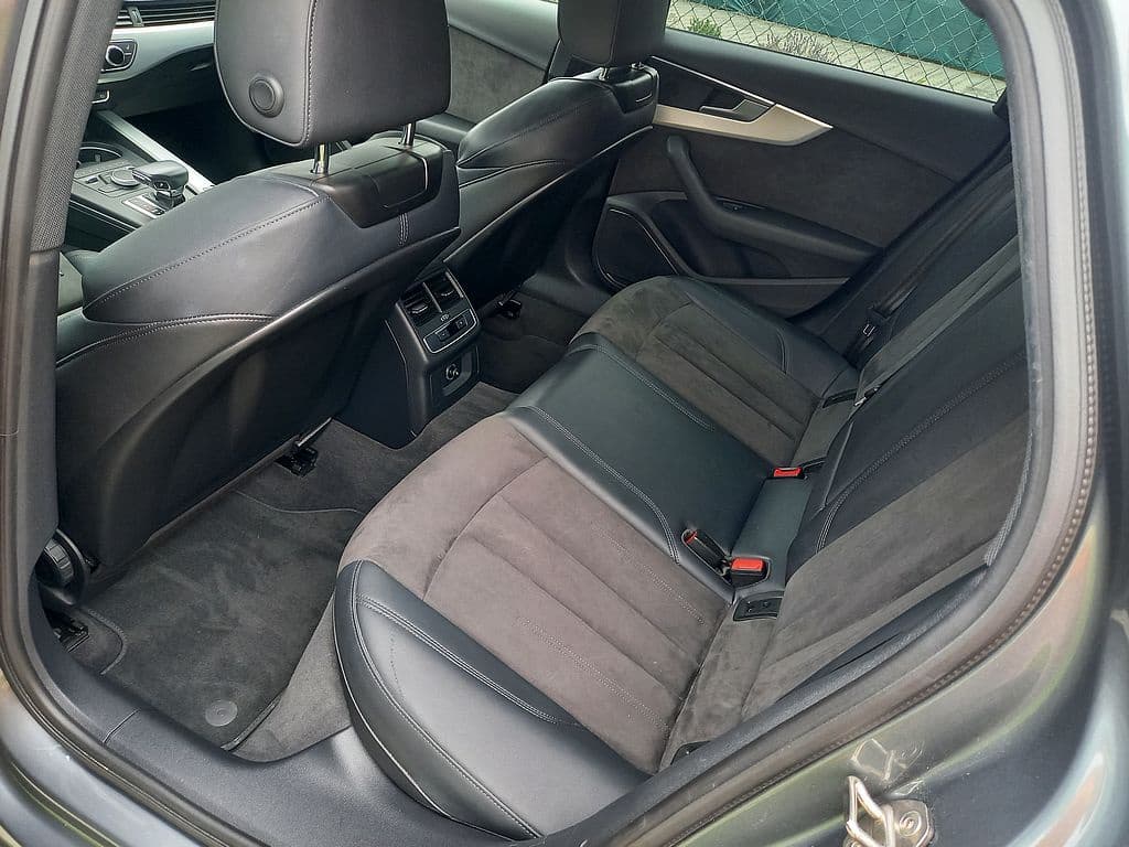2019 Audi A4 - 13
