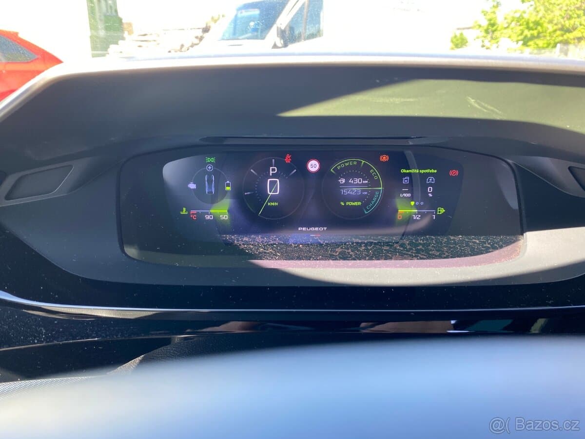 2025 Peugeot 408 - 13