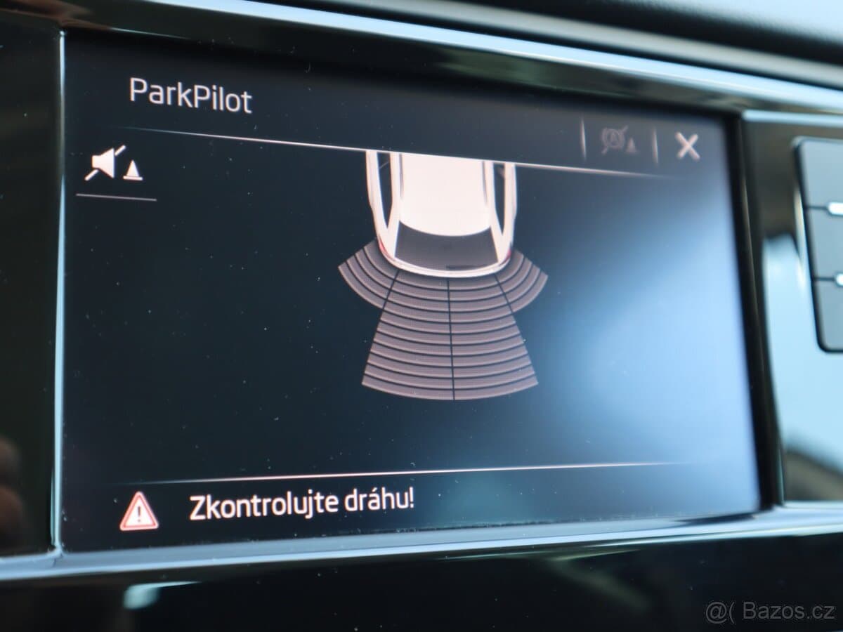 2018 Škoda OCTAVIA - 13
