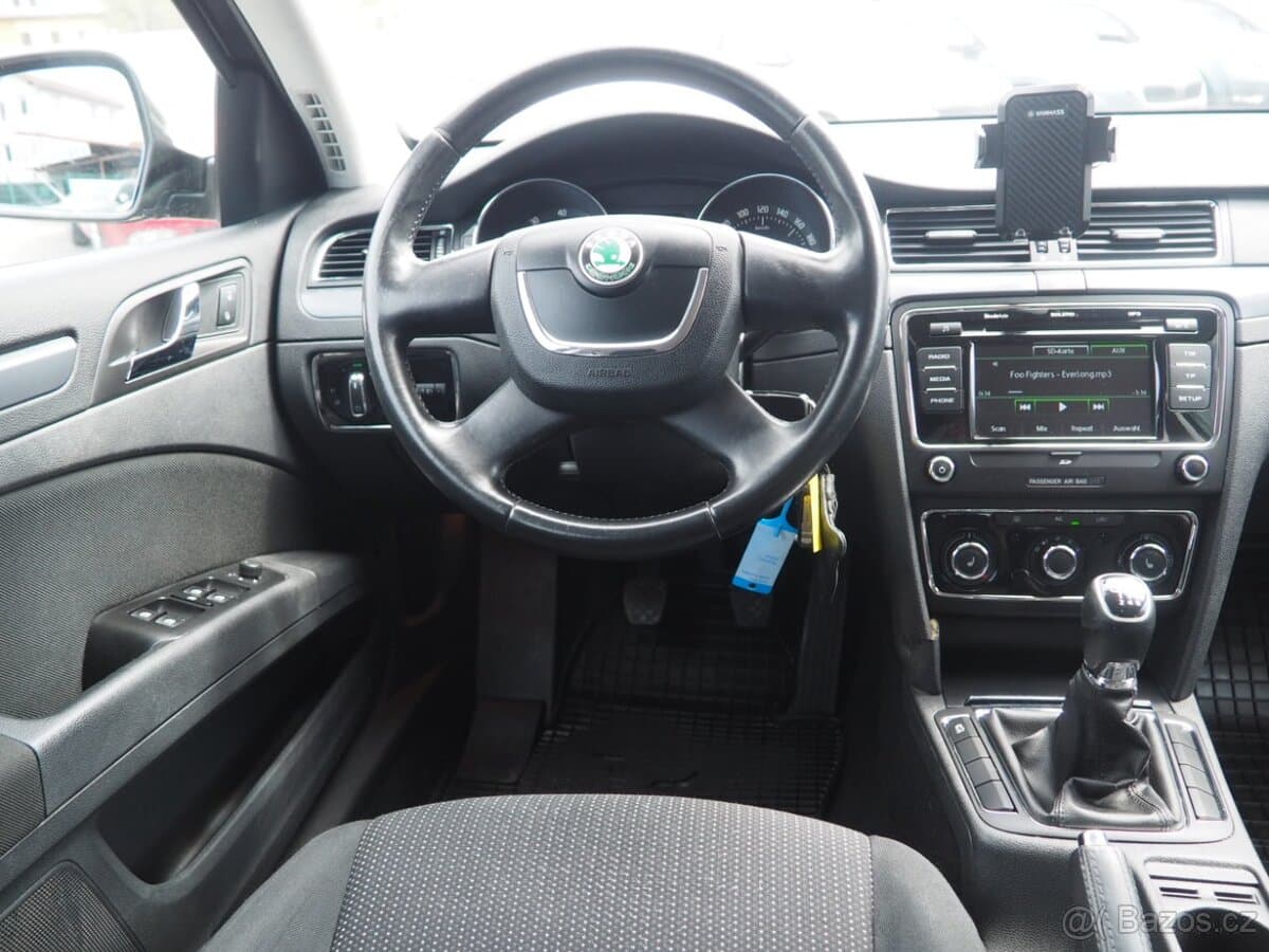 2013 Škoda SUPERB - 13