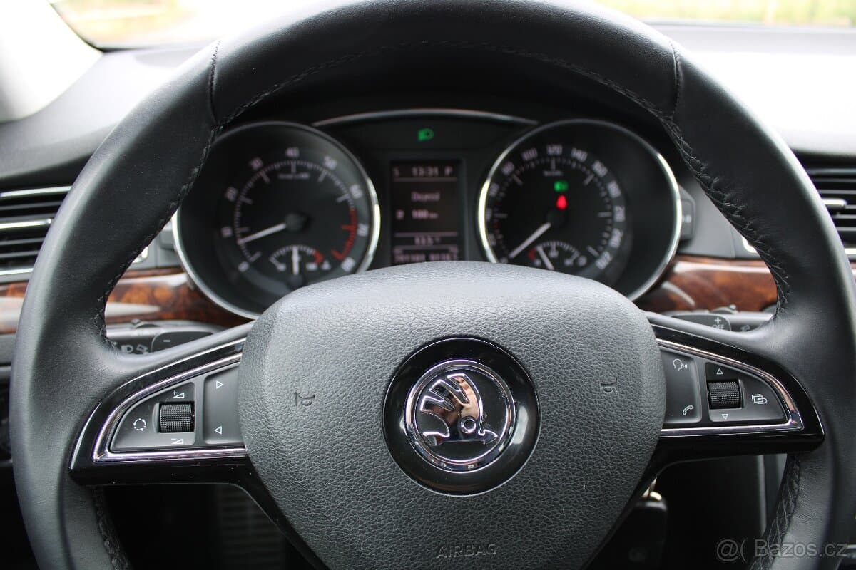 2014 Škoda SUPERB - 13