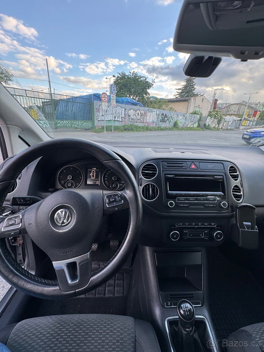 2012 Volkswagen GOLF - 13
