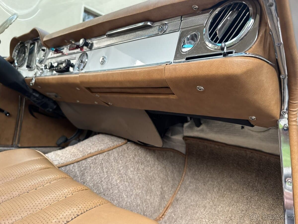 1964 Mercedes-Benz SL - 13