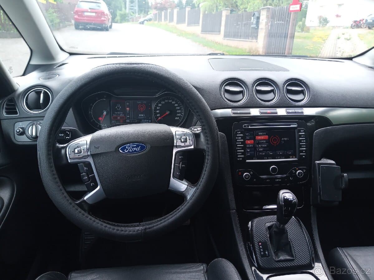 2011 Ford GALAXY - 13