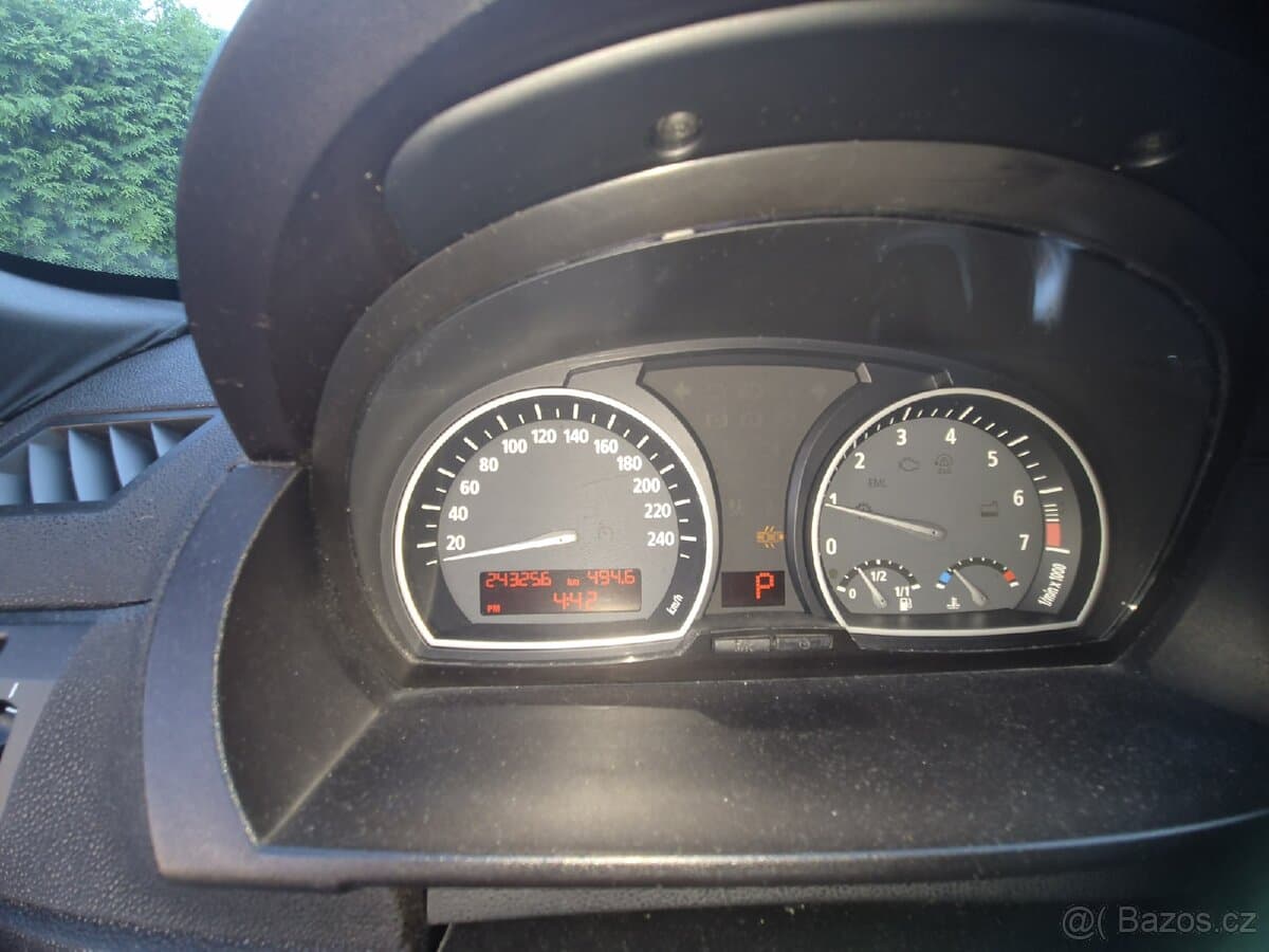 2005 BMW X3 - 13