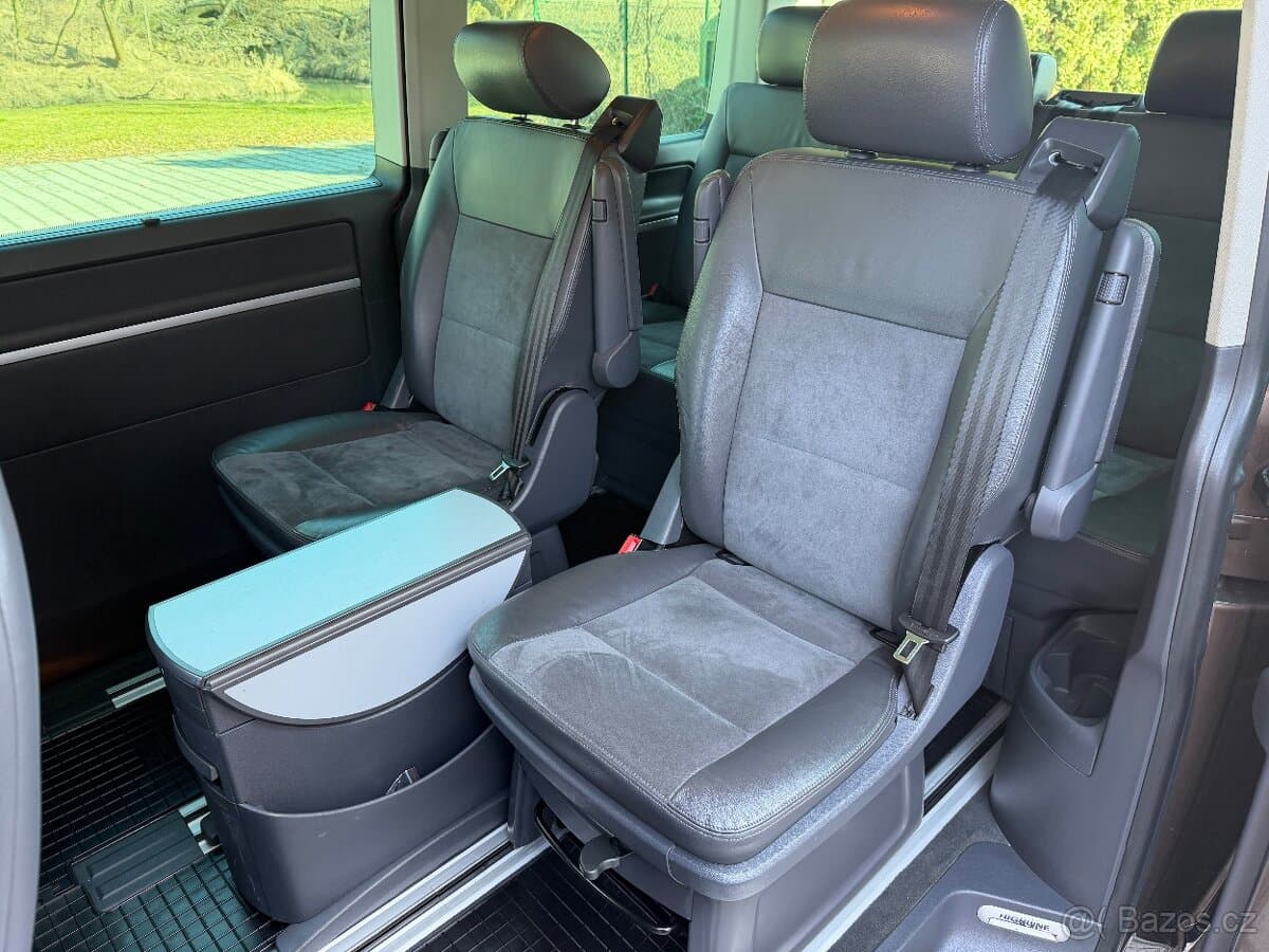 2012 Volkswagen MULTIVAN - 13