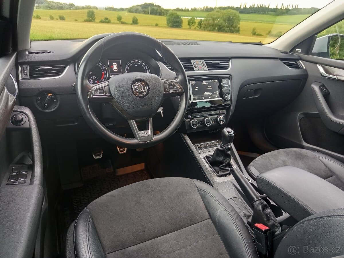 2015 Škoda OCTAVIA - 13